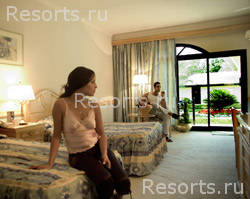 Oasis Hotel 19
